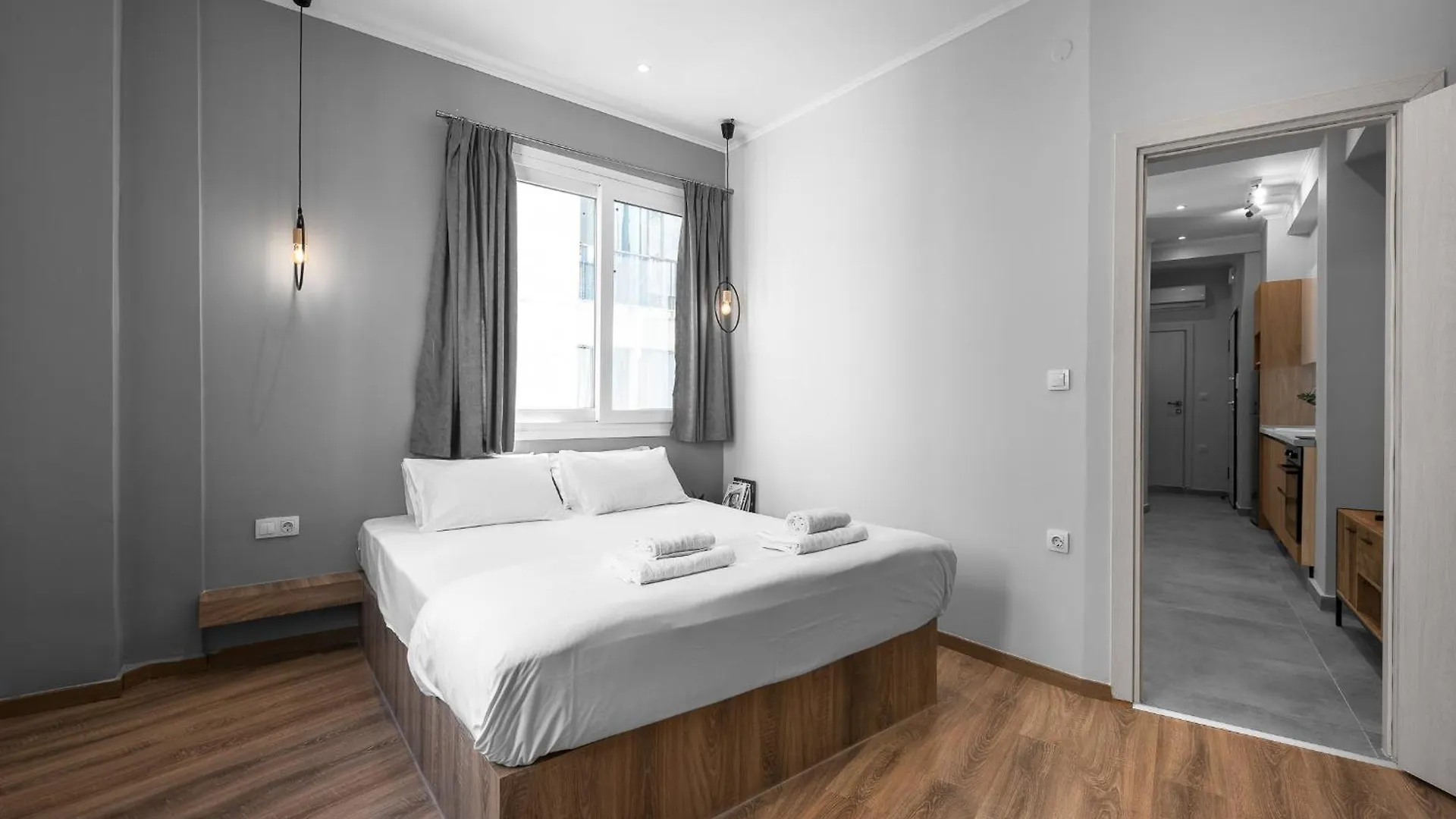Upper Floor, The Luxury Suites Салоники 0*,