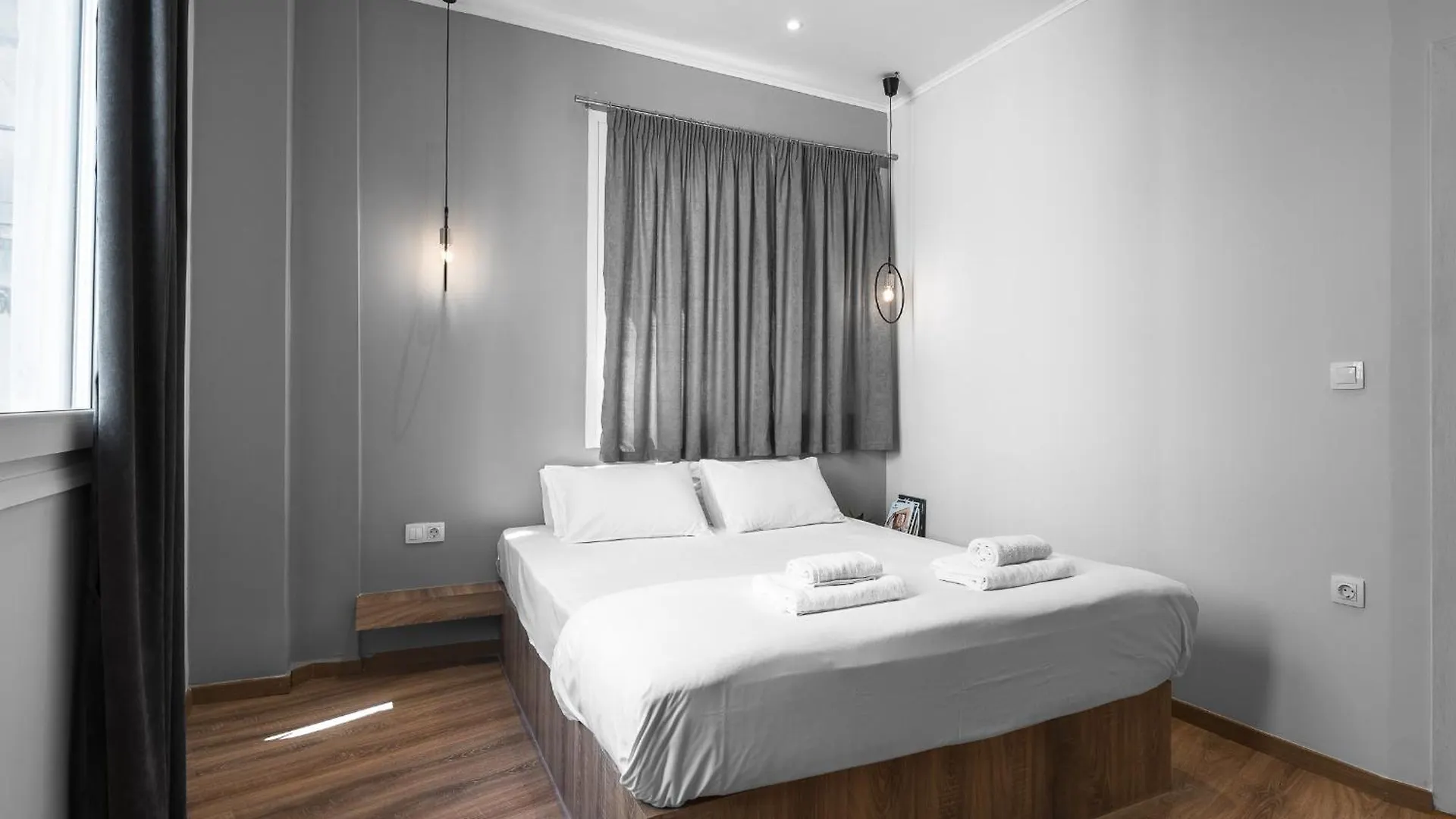 Upper Floor, The Luxury Suites Салоники